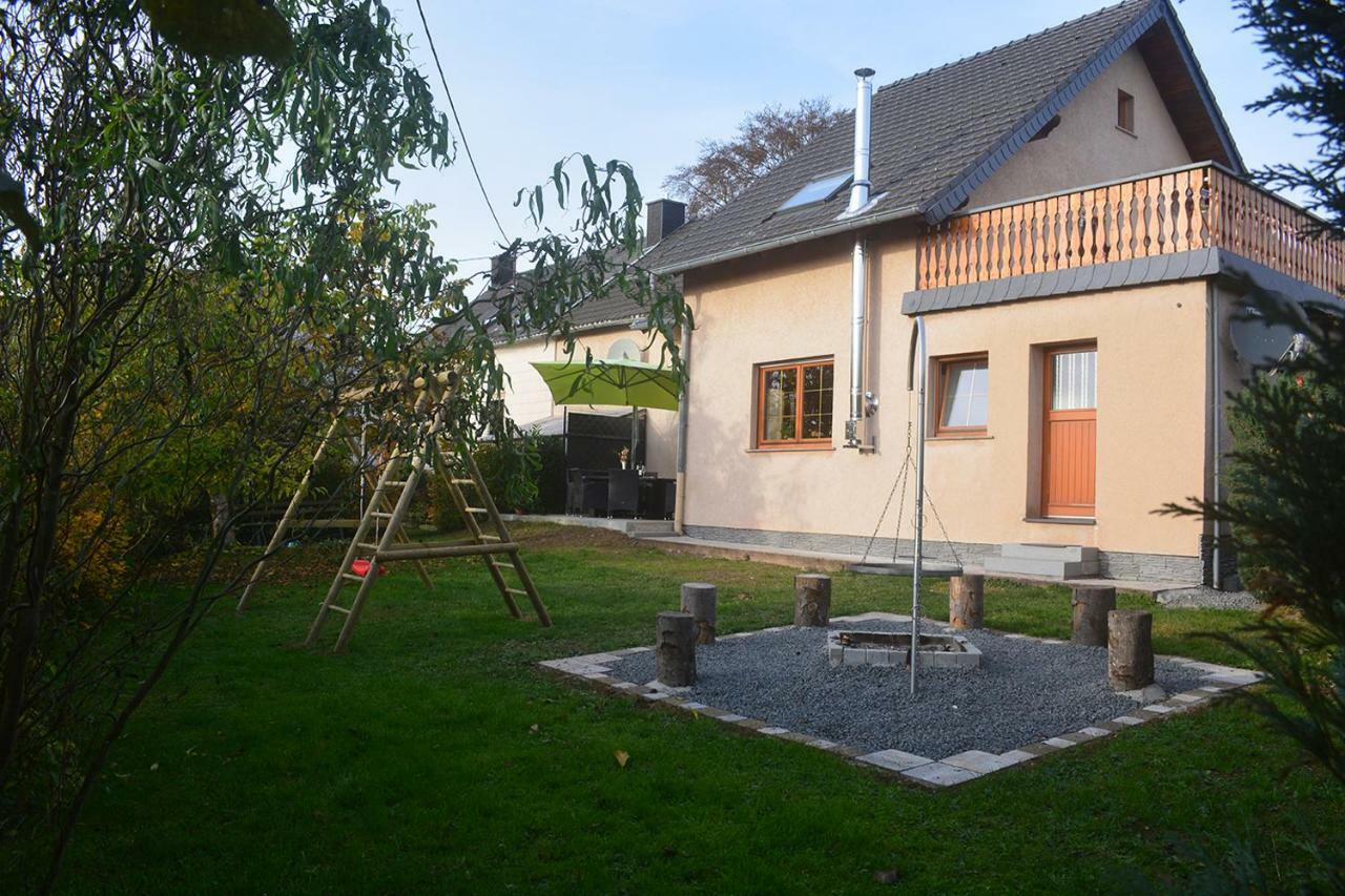Eifelferienhaus Pruem Steinmehlen Buitenkant foto