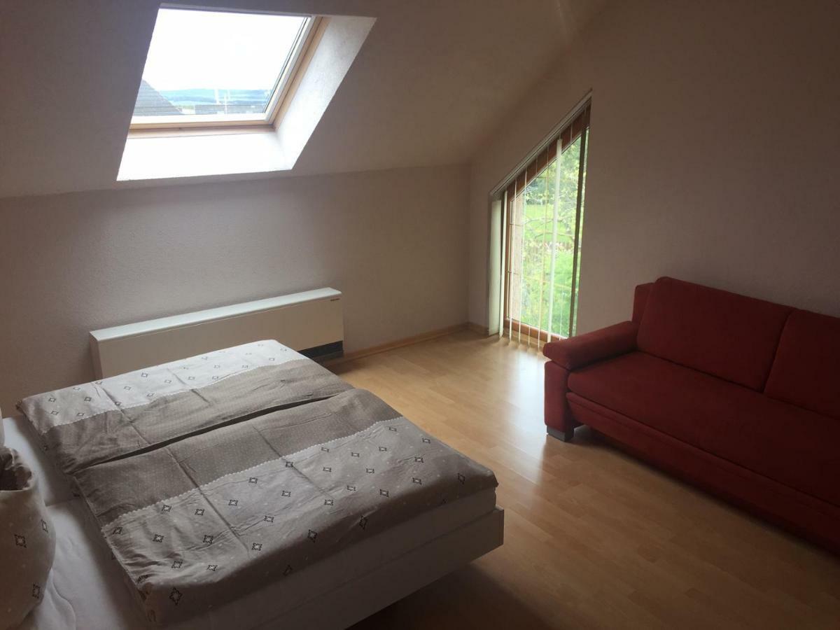 Eifelferienhaus Pruem Steinmehlen Buitenkant foto