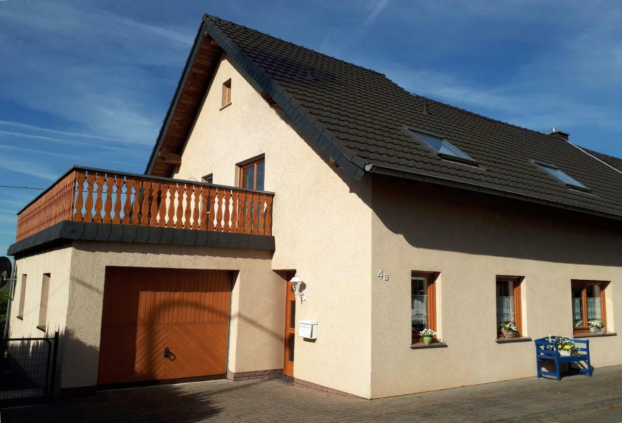 Eifelferienhaus Pruem Steinmehlen Buitenkant foto